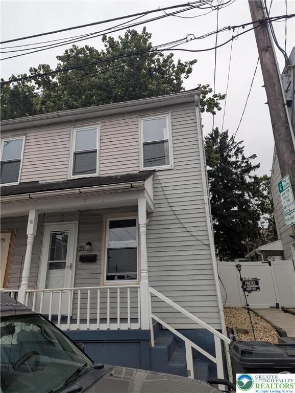 21 W Garrison Street  Bethlehem City PA 18018 photo