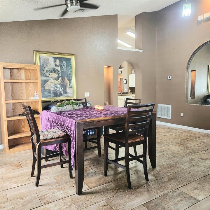 Property Photo: 12812 Gettysburg Circle FL 32837