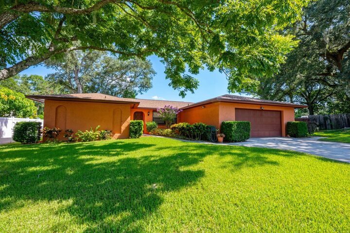625 Mockingbird Lane  Altamonte Springs FL 32714 photo