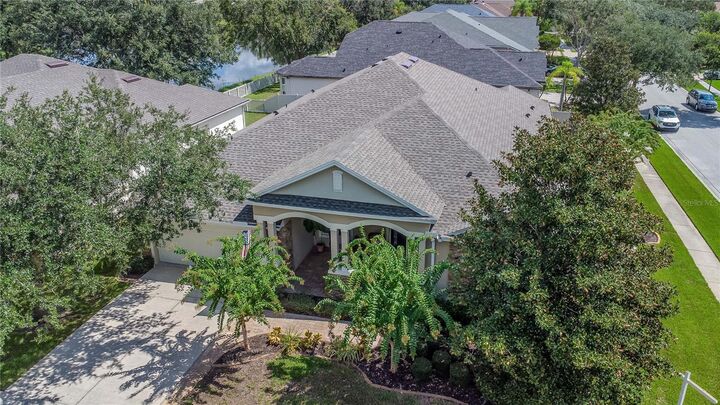 Property Photo: 7204 Derwent Glen Circle FL 34637