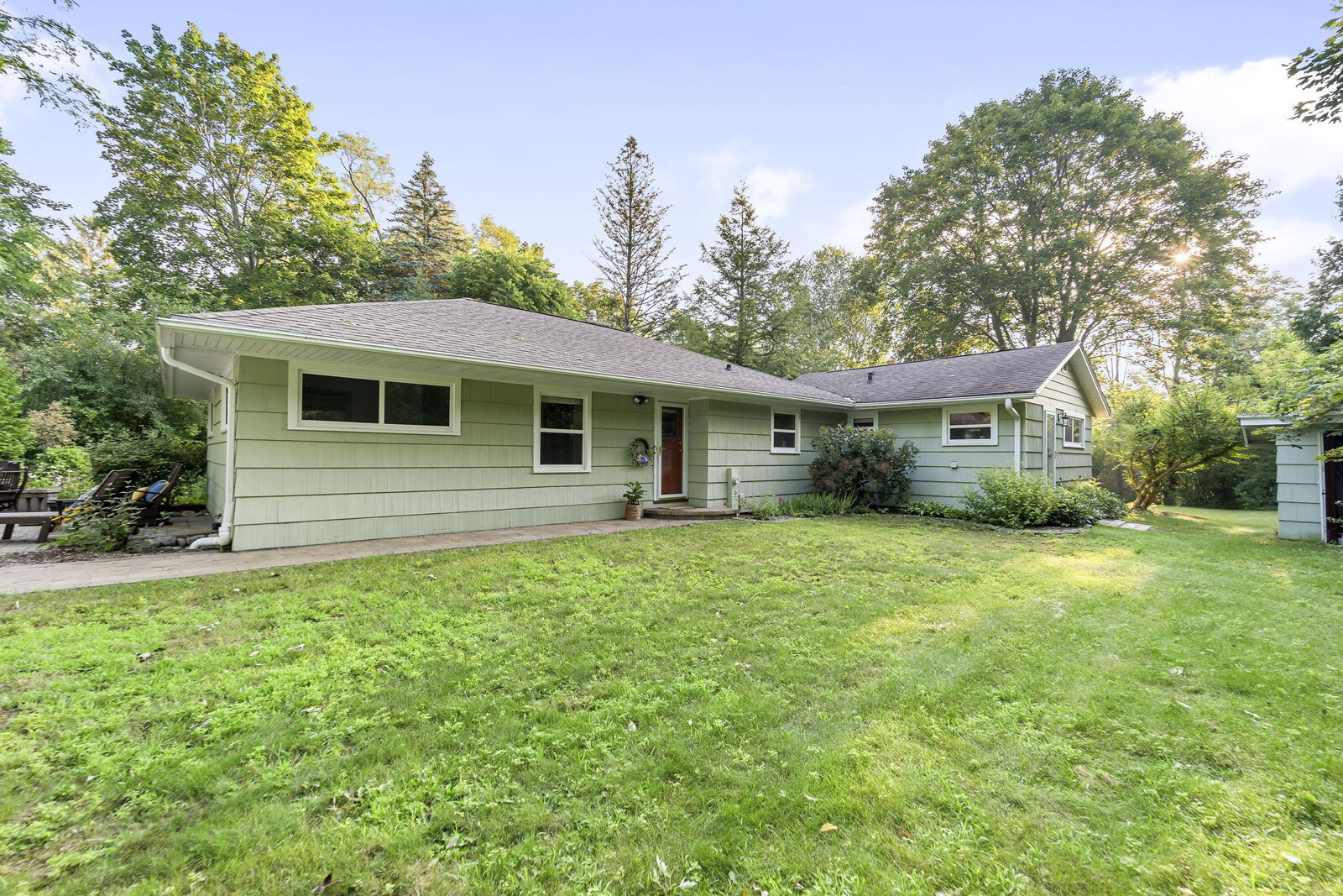 Property Photo: 11966 N Springdale Ct WI 53092