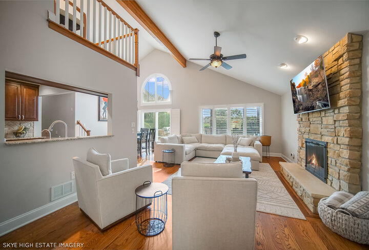 Property Photo:  905 N Glenmore Street  IL 60441 