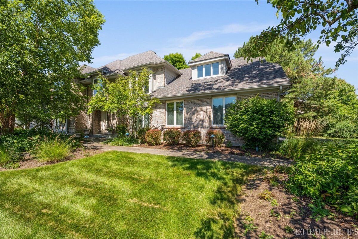 Property Photo: 2575 River Woods Drive IL 60565
