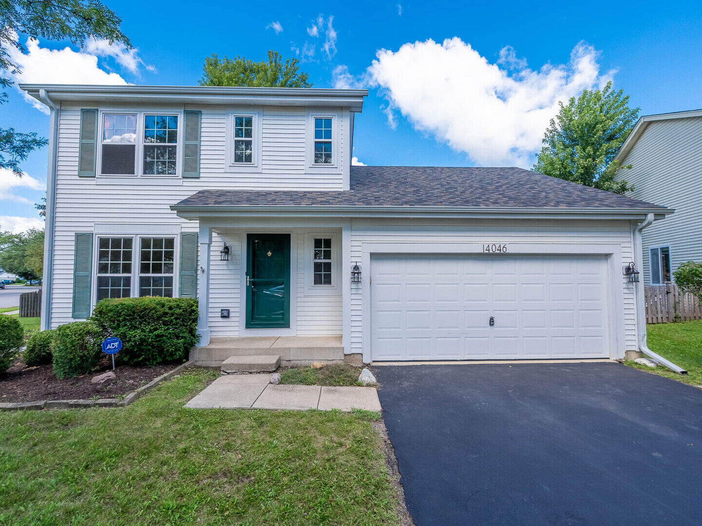 Property Photo: 14046 S Hartland Drive IL 60544