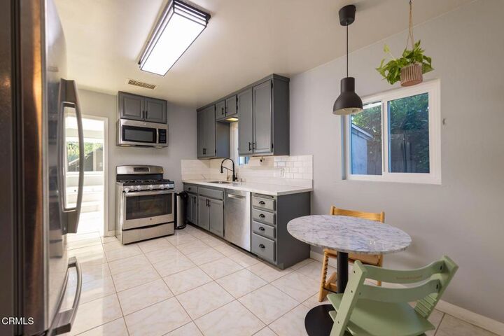 Property Photo:  291 Larmier Avenue  CA 93022 