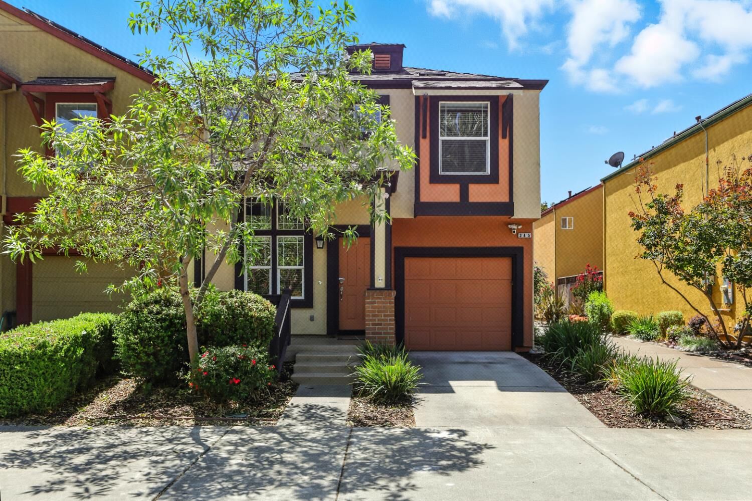 Property Photo:  345 Washington Place  CA 95605 