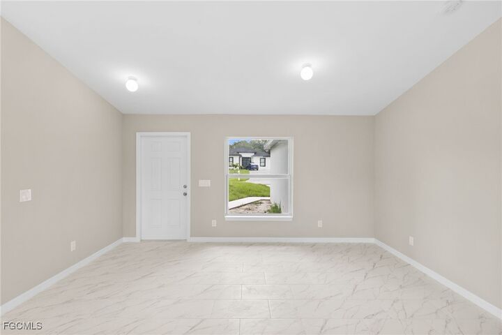 Property Photo: 1120 Chiefland Street E FL 33974