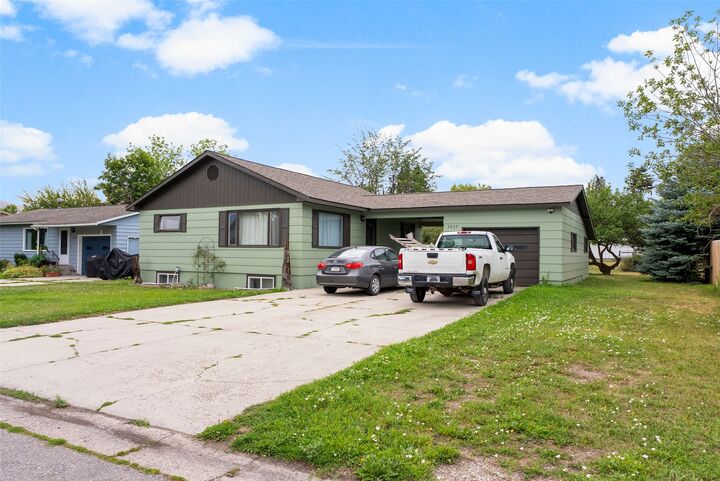 Property Photo: 2225 S 8th Street W MT 59801