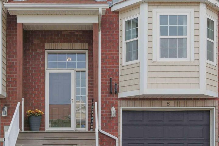 Property Photo:  8 Surrey Way, Portland Hills  NS B2W 6R7 