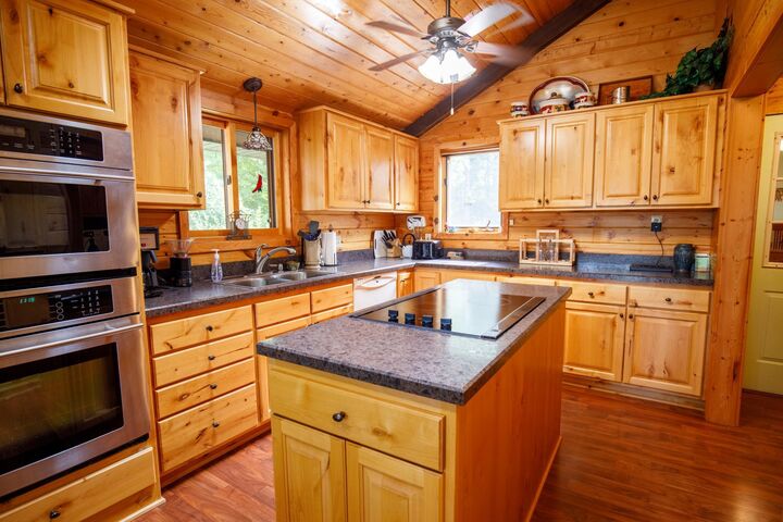 Property Photo: 1666 Townline Lane NE MN 56655