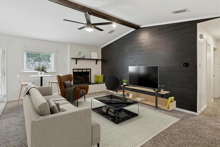 Property Photo: 6833 John Drive TX 76118