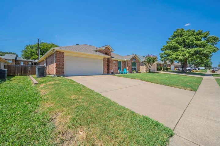 Property Photo: 3345 Galaway Bay Drive TX 75052