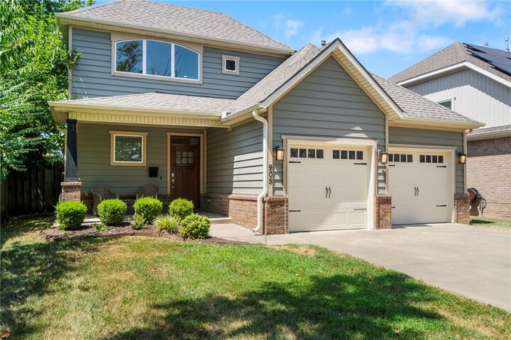 905 N Main Street  Bentonville AR 72712 photo