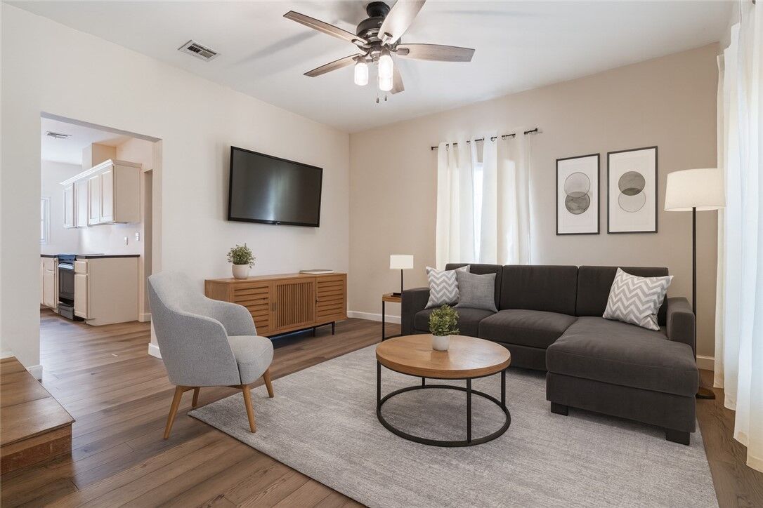 Property Photo:  411 N Maple Street  AR 72761 