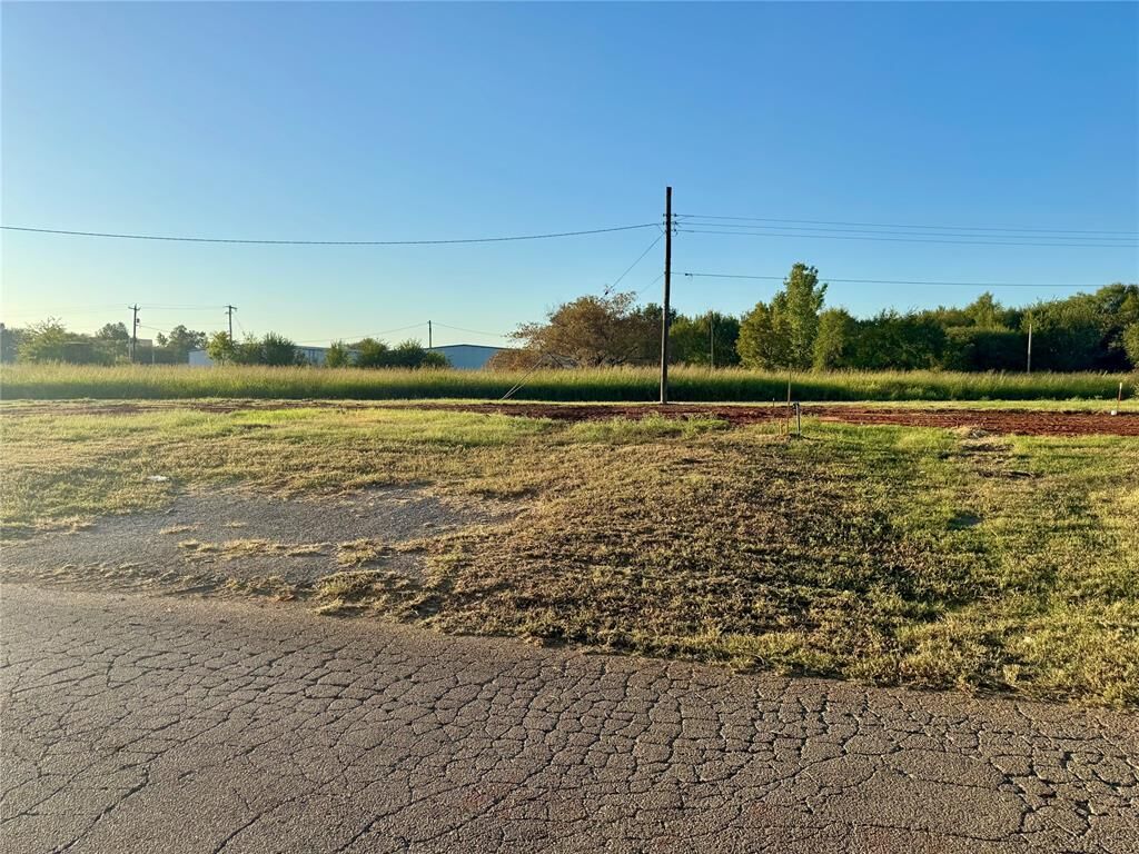 Property Photo: 711 W Michigan Avenue OK 73018