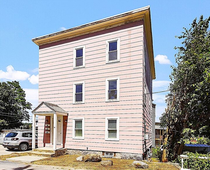 Property Photo:  10 Payson St  MA 01420 