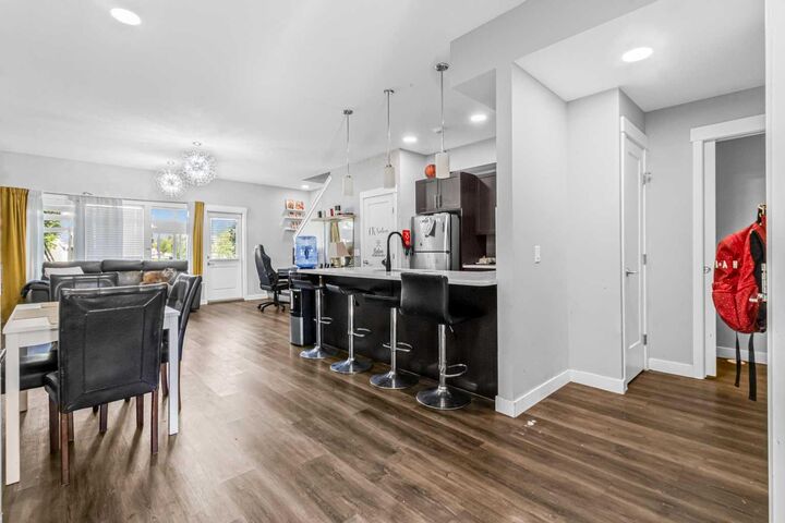 Property Photo: 351 Monteith Drive SE 94 AB T1V 0G1