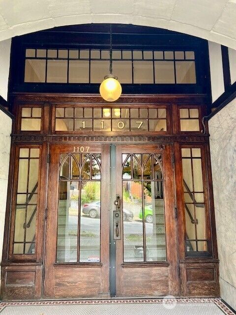 Property Photo: 1107 E Denny Way A4 WA 98122