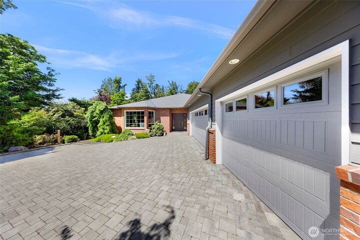 Property Photo: 2620 Birch Street WA 98226