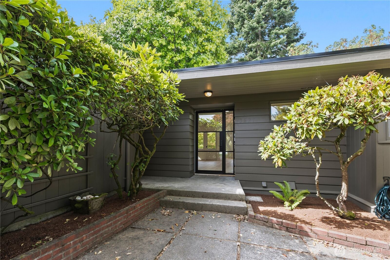 Property Photo:  3527  43rd Avenue W  WA 98199 