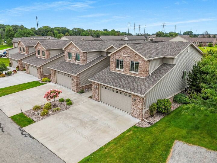 Property Photo: 2354 E Plank Circle B WI 54915-7307