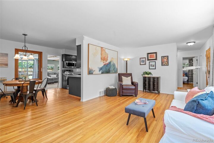 Property Photo:  4601 S Huron Street  CO 80110