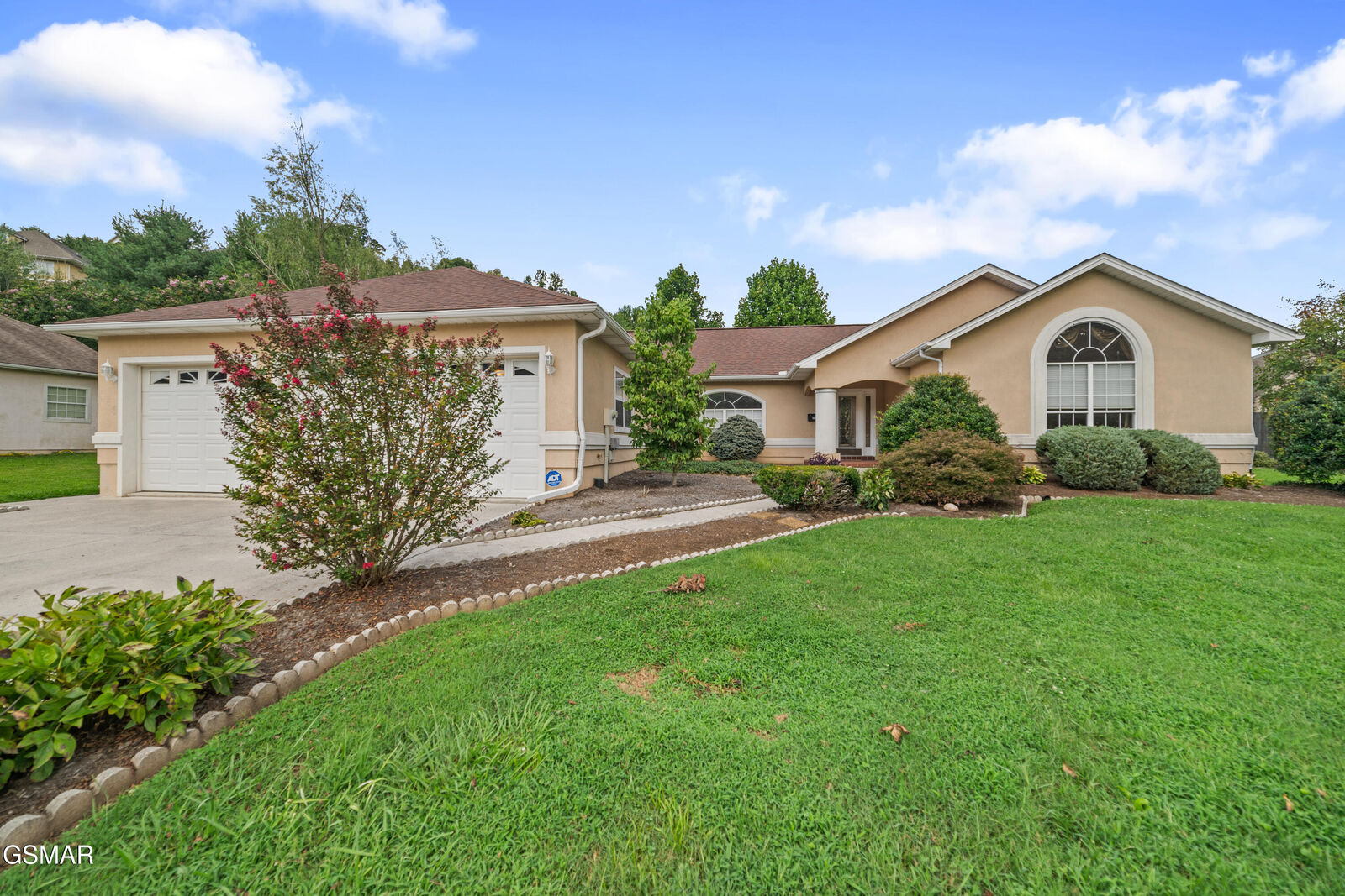 Property Photo:  253 Lexington Place  TN 37862 