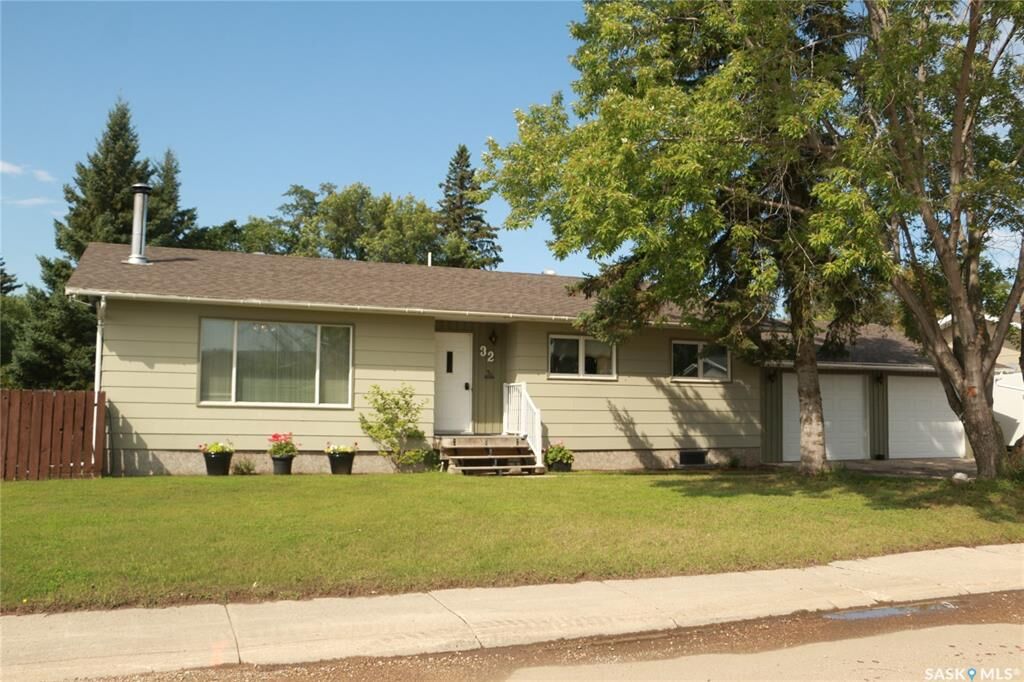 Photo de la propriété: 32 Howard Crescent SK S0K 2M0