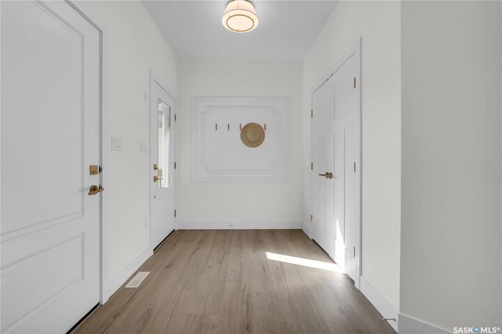 Property Photo: 307 Sharma Crescent SK S7W 1J1