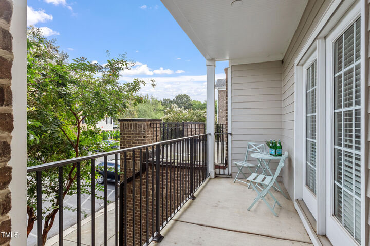 Property Photo: 3811 Lunceston Way 208 NC 27613