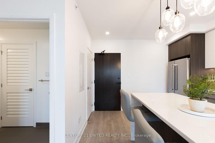 Photo de la propriété: 195 Hunter Street E 705 ON K9H 1G9