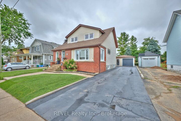 Property Photo: 5849 Symmes Street ON L2G 2G4