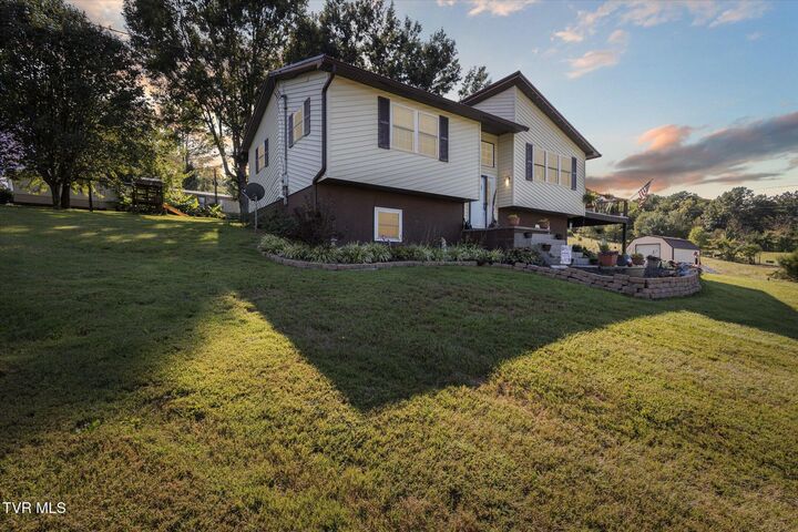 Property Photo:  1140 Hartman Road  TN 37743 