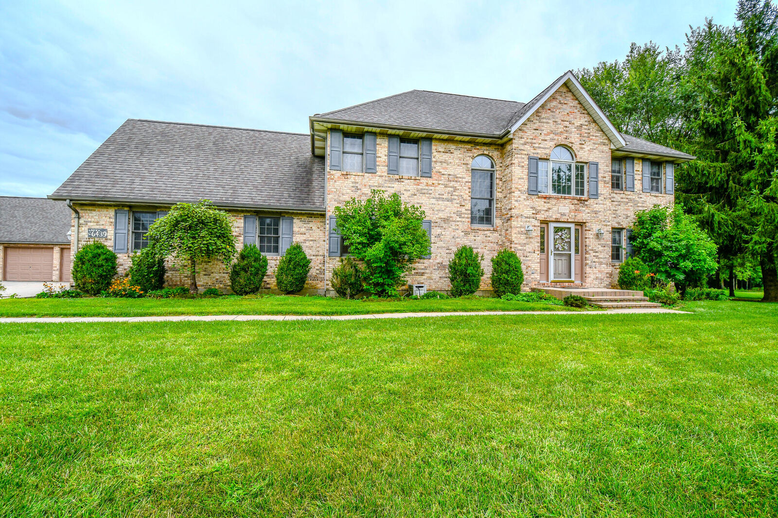 Property Photo: 6439 Greenridge Avenue OH 45344