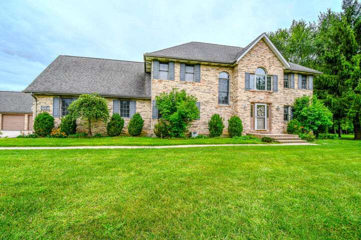 6439 Greenridge Avenue  New Carlisle OH 45344 photo