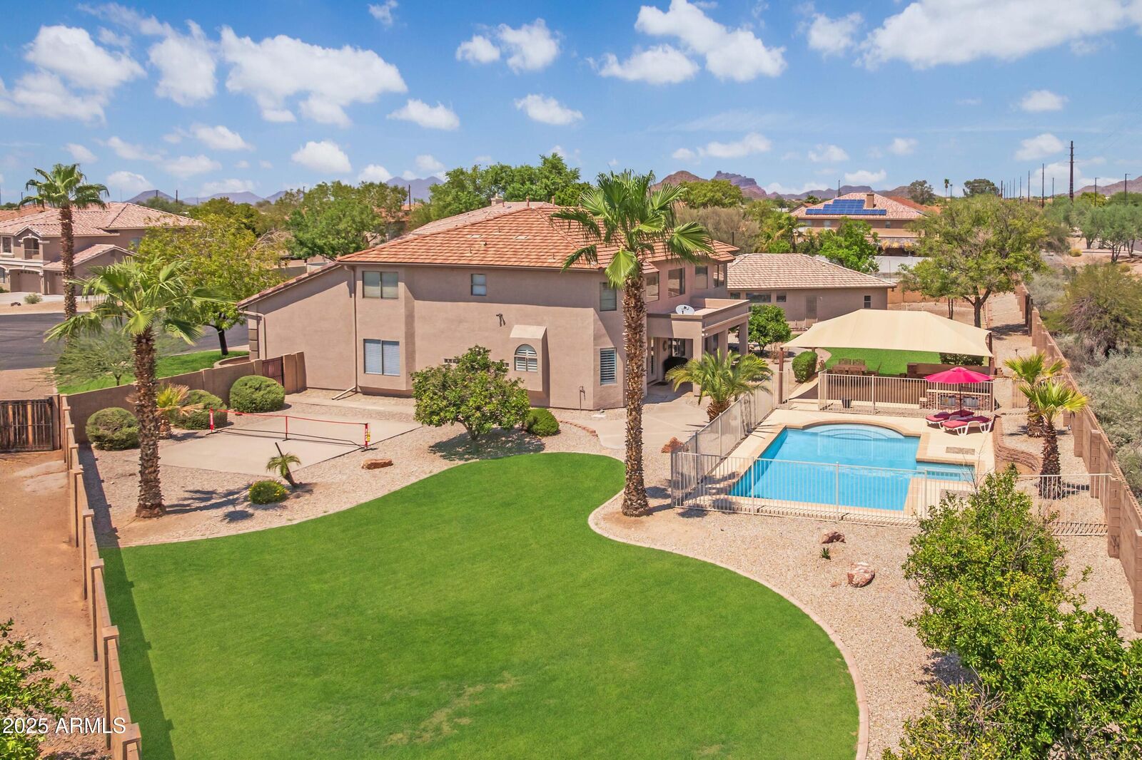 Property Photo:  7560 E Leland Circle  AZ 85207 