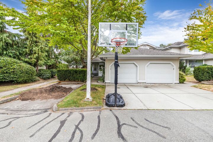 Property Photo: 6478 121 Street 17 BC V3W 0Y5
