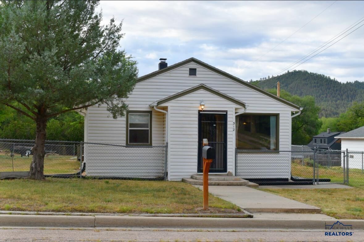 Property Photo:  312 Canton Ave  SD 57747 