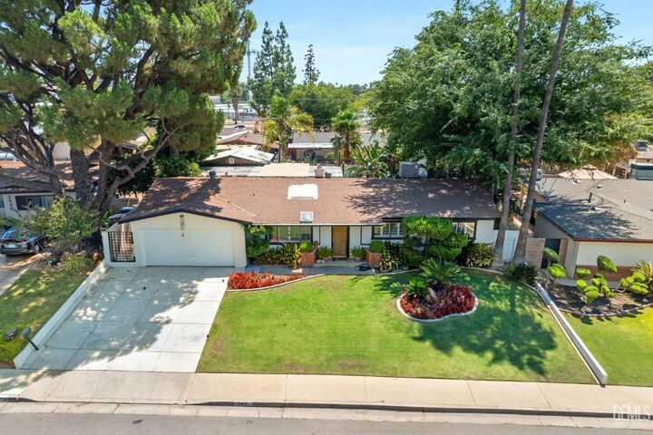 Property Photo: 3419 Harvard Drive CA 93306