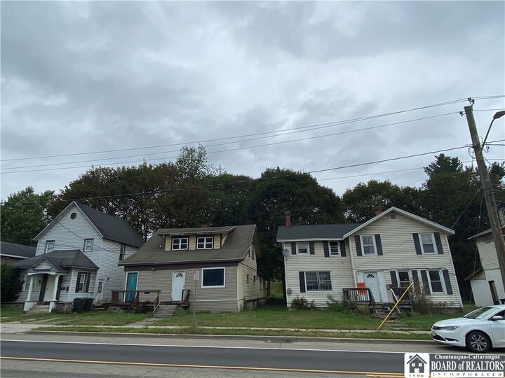 Property Photo: 1059 E 2nd Street NY 14701