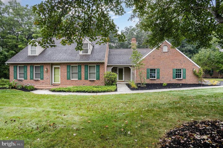 Property Photo: 107 Foxfire Lane PA 17339