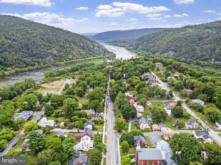 Property Photo: 630 Washington Street WV 25425