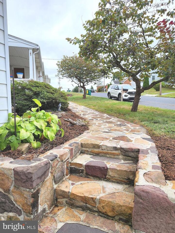 Property Photo: 210 2nd Street PA 17025