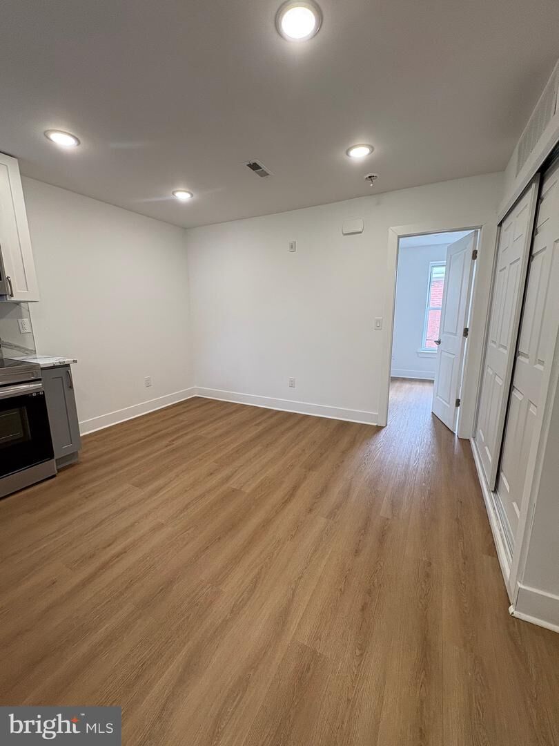 Property Photo: 2104 N 8th Street 3 PA 19122