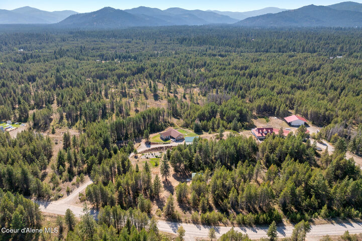 Property Photo: 34197 N Hayden Dr ID 83869