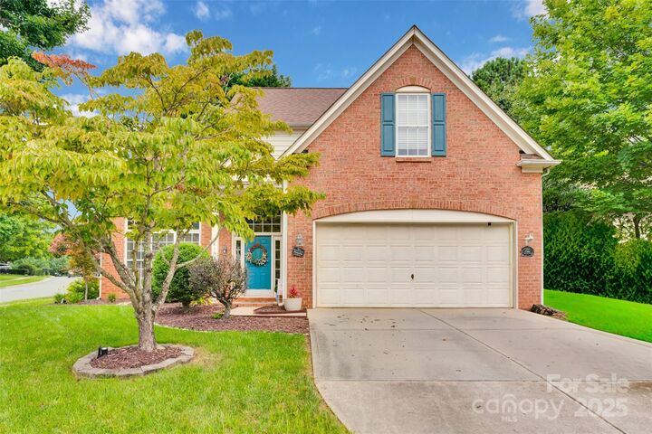 Property Photo: 8818 Baffin Court NC 28269