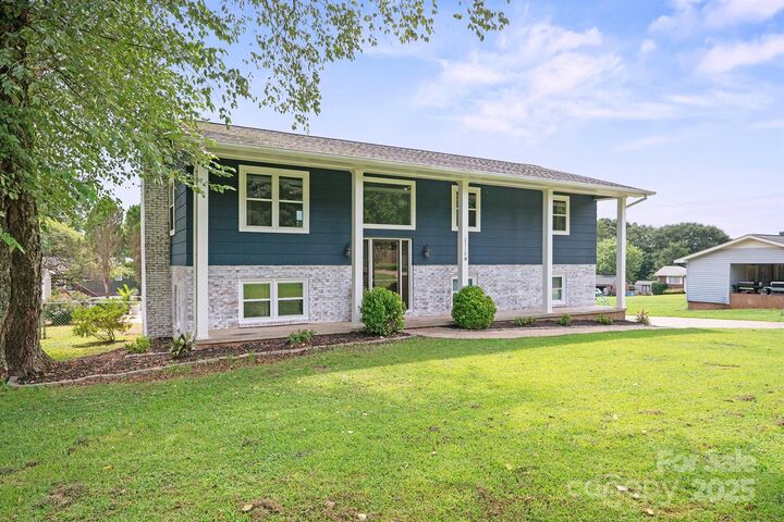 Property Photo: 2310 24th Avenue NE 7 NC 28601
