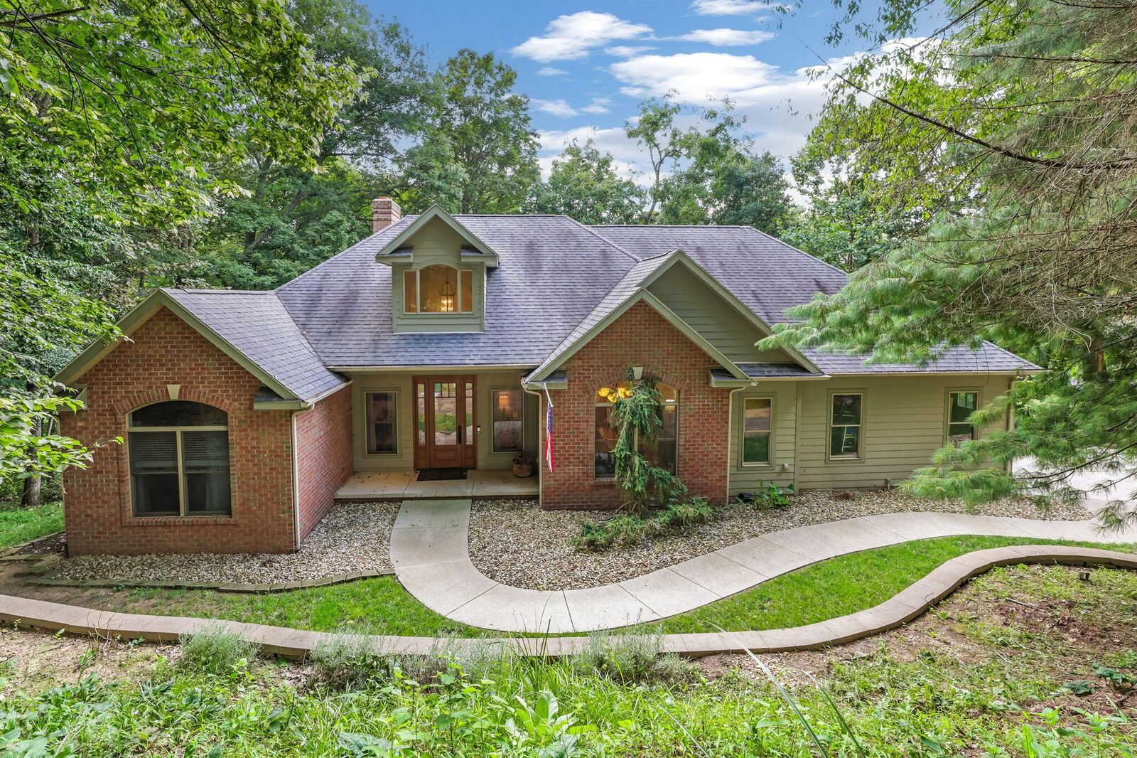 Property Photo:  246 Pinehurst Drive  OH 43023 
