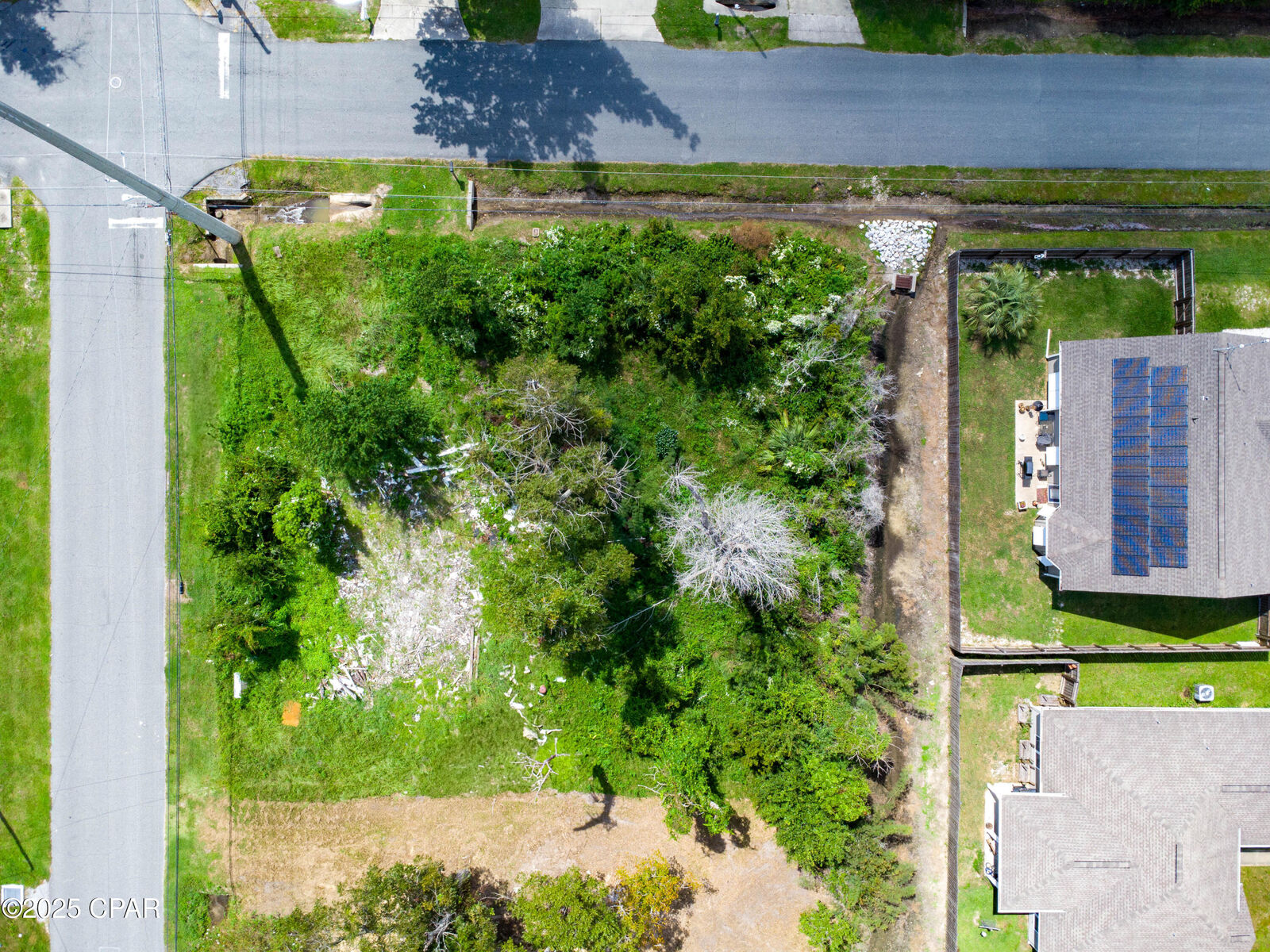Property Photo:  635 N 11th Street  FL 32404 