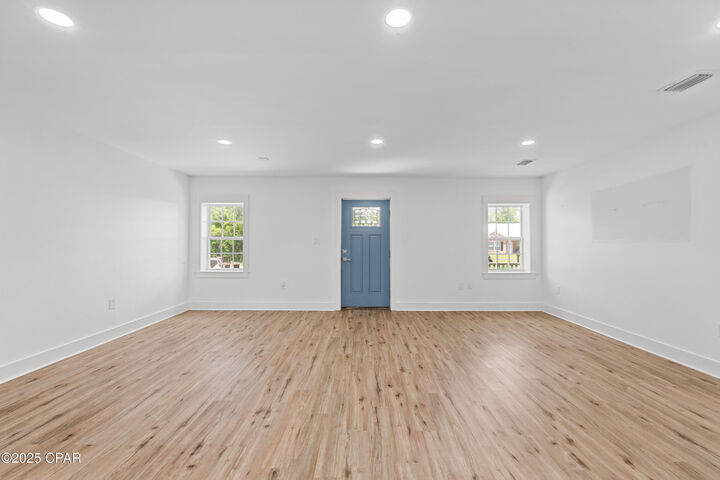 Property Photo: 339 N Comet Avenue FL 32404